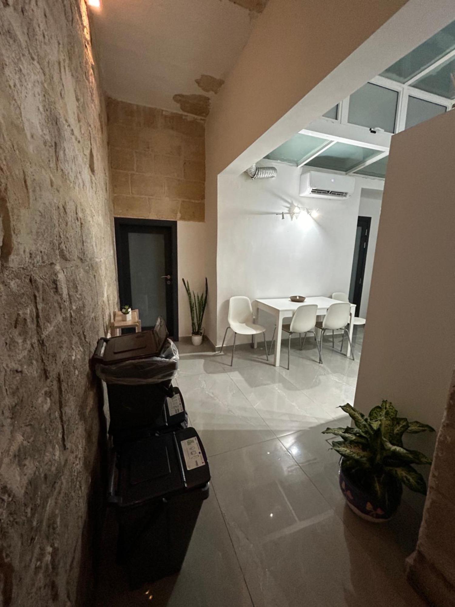 Floriana 5 Minutes Walk To The Capital City Exterior foto